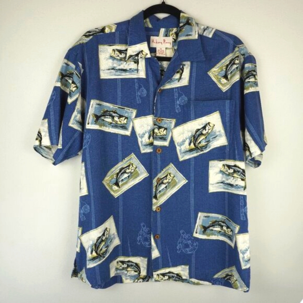 Hickory Perry Blue Fish Short Sleeve Button Up Shirt‎ Size Medium